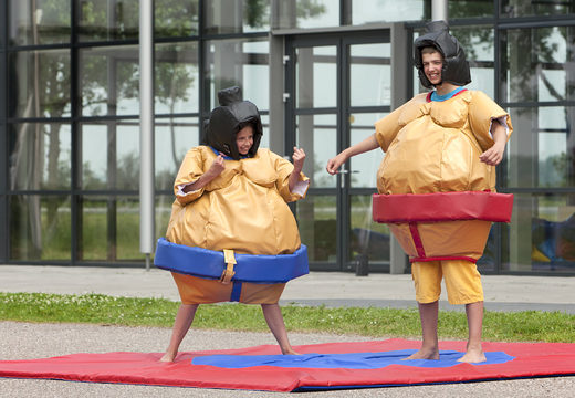 Costumes sumos, Grands jeux de plein air