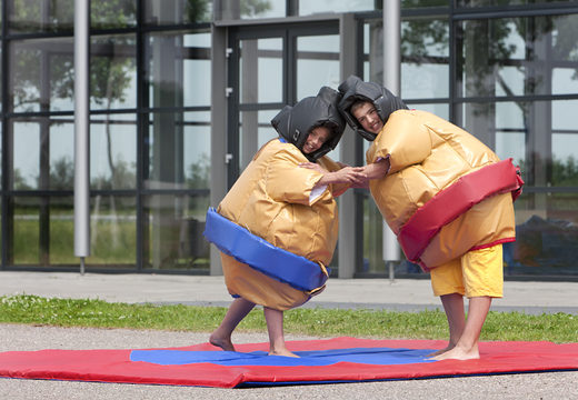 Costumes sumos, Grands jeux de plein air