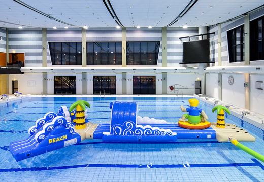 Get an airtight inflatable obstacle course in a surfer theme in a unique design with funny 3D objects and no less than 2 slides for both young and old. Order inflatable obstacle courses online now at JB Inflatables America