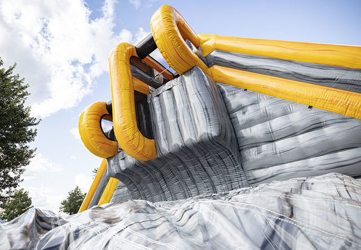 Spectacular Base Jump Pro Slide inflatable attraction of 4 and 6 meters high for both young and old. Buy inflatable attraction now online at JB Inflatables America