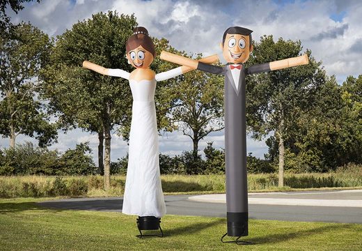 Order an inflatable 4m skydancer bridal couple at JB Inflatables UK. Buy inflatable airdancers in standard colors and sizes directly online