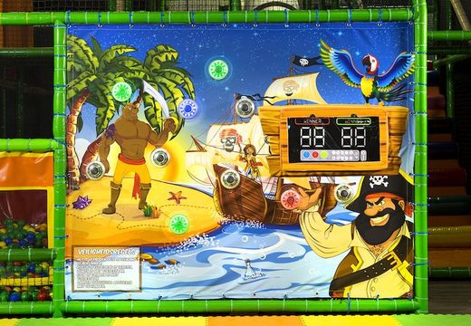 Order a wall with interactive spots for a playground with a pirate theme for children